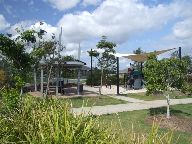 4 Triumph, North Lakes QLD 4509