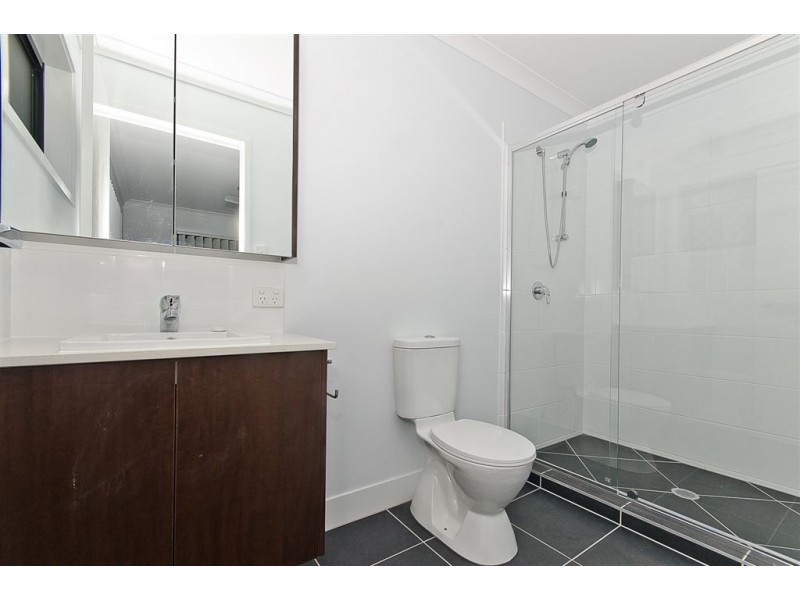 13 Ravensbourne Crescent, North Lakes QLD 4509