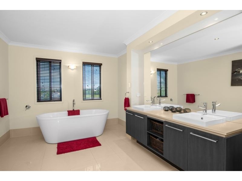 11 Osprey Court, Mango Hill QLD 4509