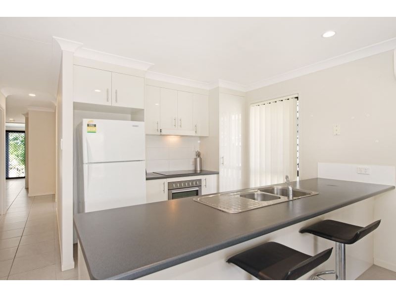 84 Mackintosh Drive, North Lakes QLD 4509