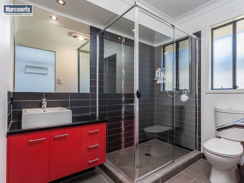 10 Kingdom Circuit, North Lakes QLD 4509