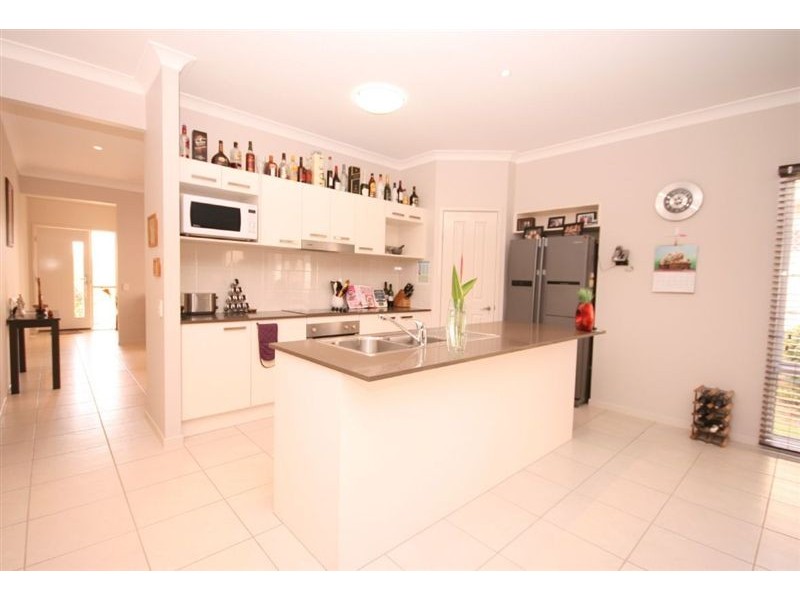 21 Kowari Crescent, North Lakes QLD 4509
