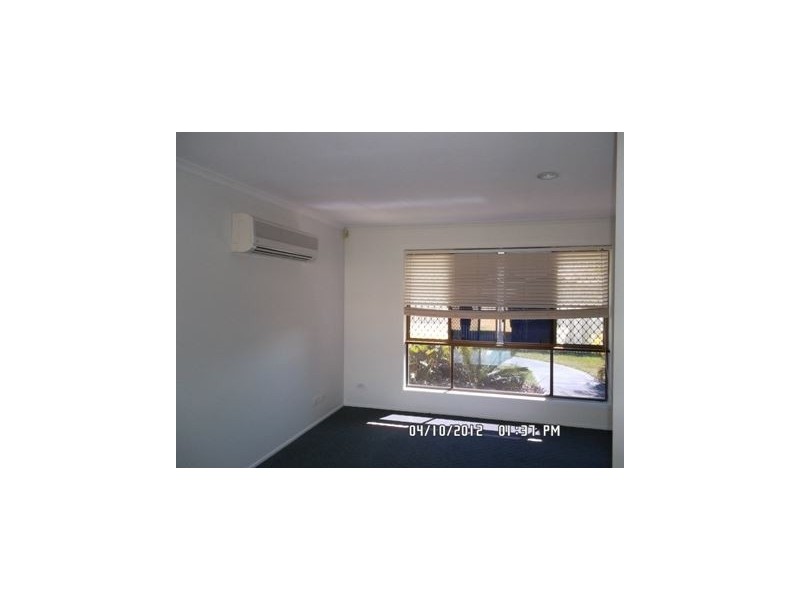 27 Lipscombe rd, Deception Bay QLD 4508