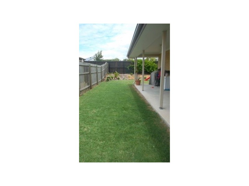 19 Kakadu Court, North Lakes QLD 4509