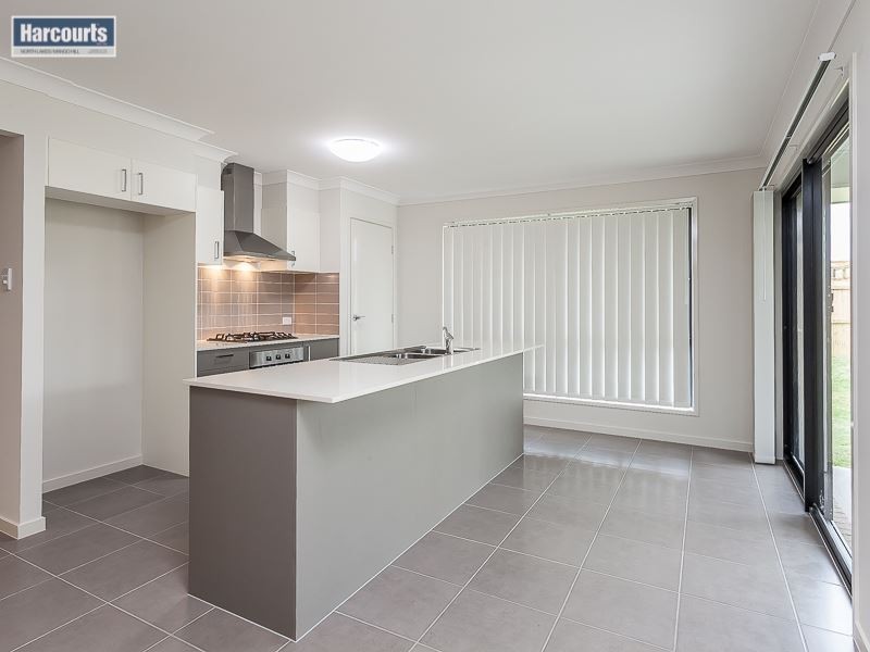 52 Nullarbor Cct, North Lakes QLD 4509