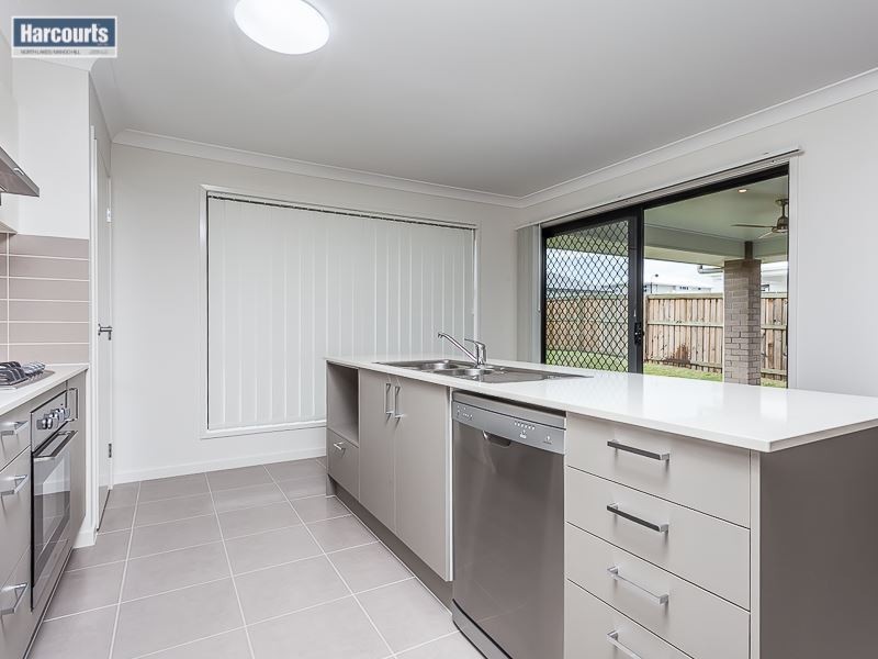 52 Nullarbor Cct, North Lakes QLD 4509
