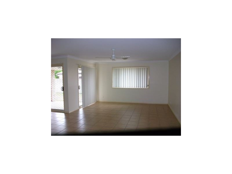 13 Norseman Street, Rothwell QLD 4022
