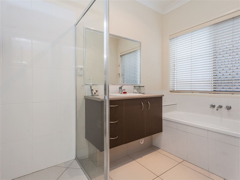 11 Calder Street, North Lakes QLD 4509