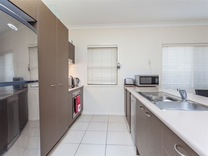 11 Calder Street, North Lakes QLD 4509