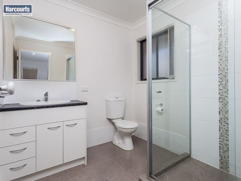 17 Madison Avenue, North Lakes QLD 4509