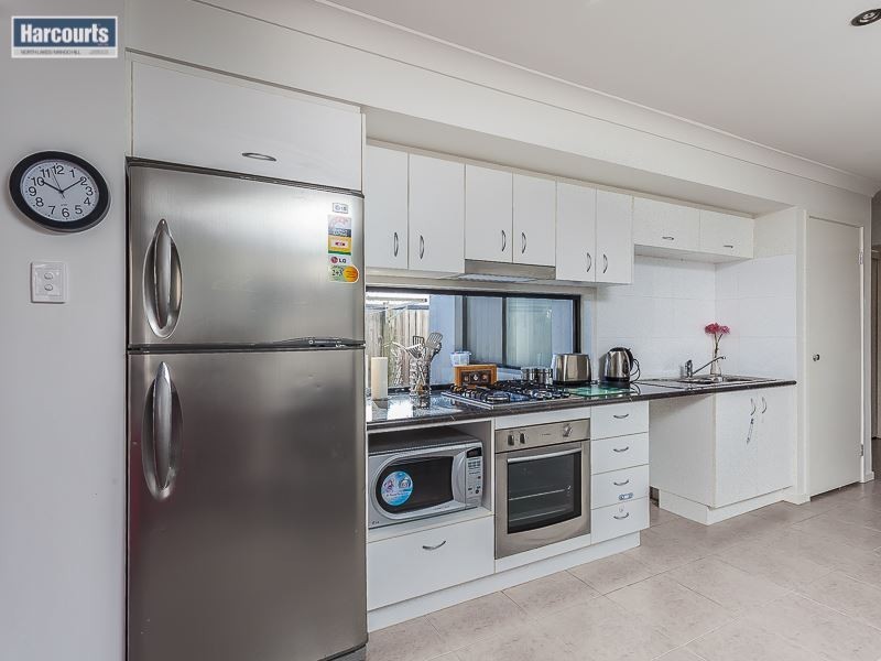 14 Chrysler Parade, North Lakes QLD 4509