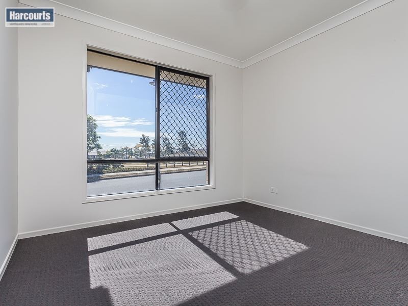 43 Sears Parade, North Lakes QLD 4509