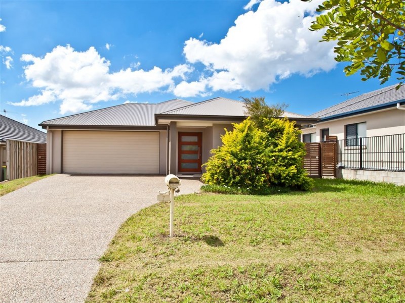 7 Waterway Crescent, Murrumba Downs QLD 4503