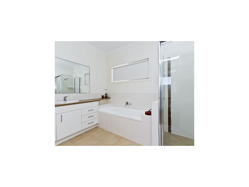 4 Moorhen Lane, North Lakes QLD 4509