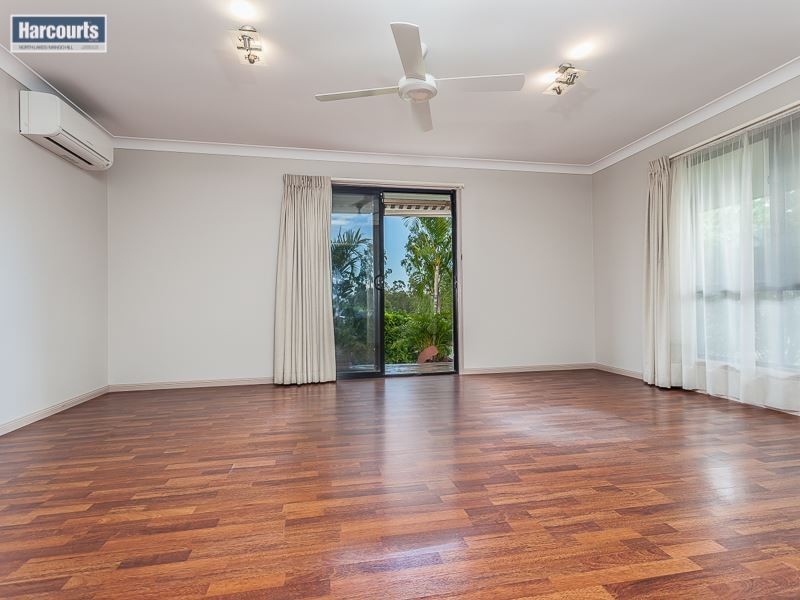 30 Lochside Drive, North Lakes QLD 4509