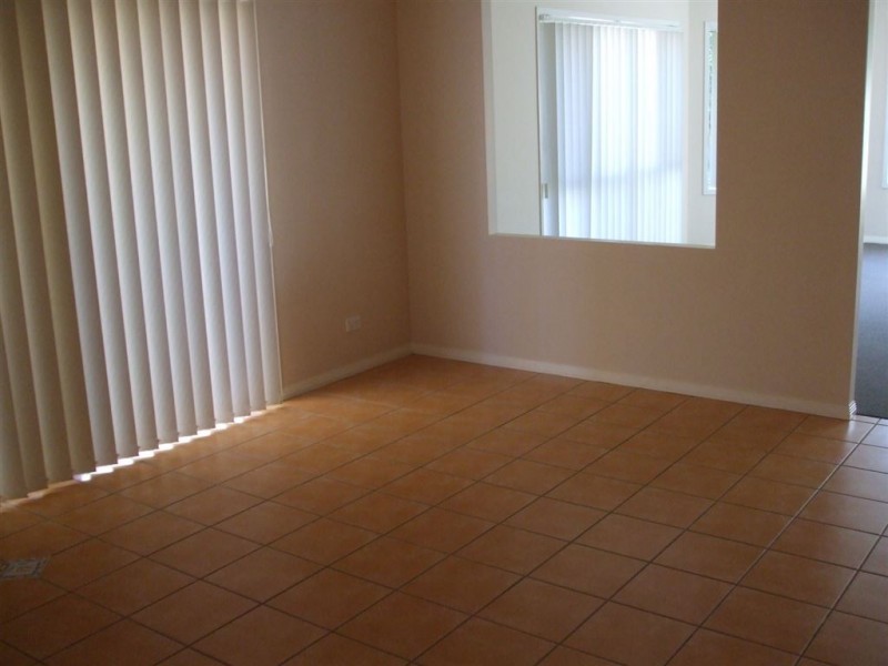 4 Page Street, North Lakes QLD 4509