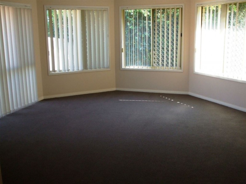 4 Page Street, North Lakes QLD 4509