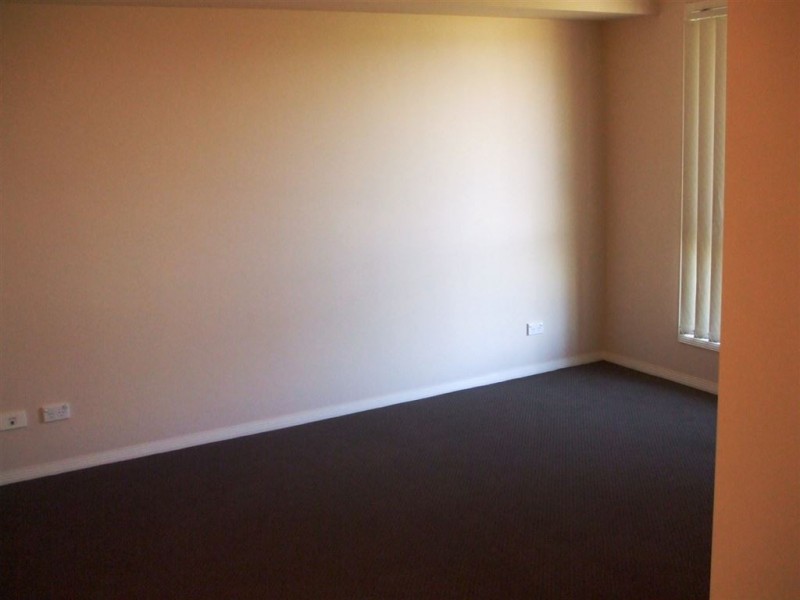 4 Page Street, North Lakes QLD 4509