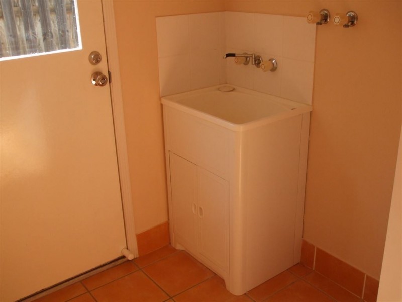 4 Page Street, North Lakes QLD 4509