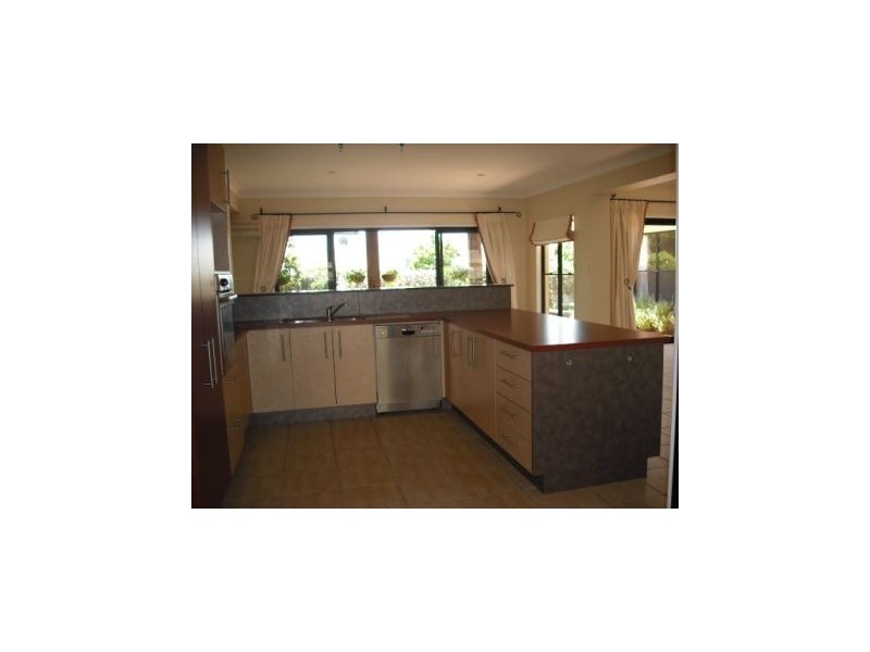 3 Drummond court, North Lakes QLD 4509