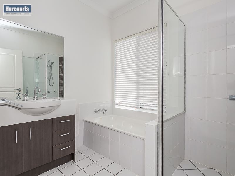 21 Planigale crescent, North Lakes QLD 4509