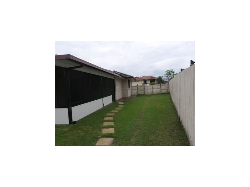 50 Finnegan Street, Rothwell QLD 4022