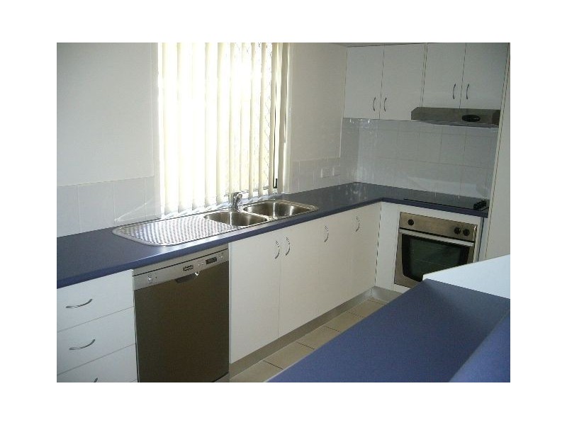 2/58 Fleet Drive, Kippa-ring QLD 4021