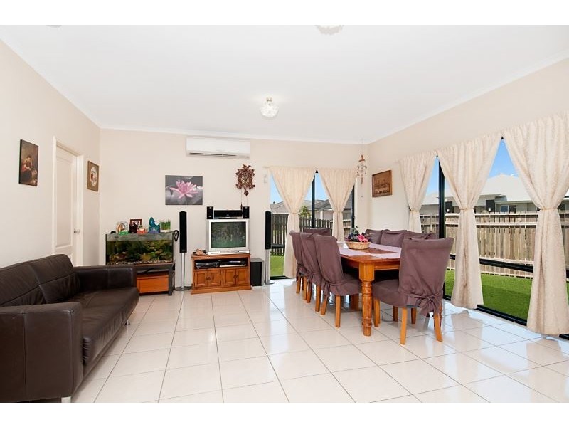 22 Lanagan Circuit, North Lakes QLD 4509