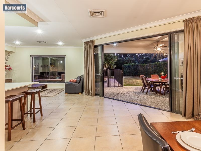 6 Silkyoak Court, North Lakes QLD 4509