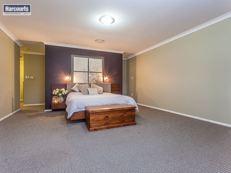 6 Silkyoak Court, North Lakes QLD 4509