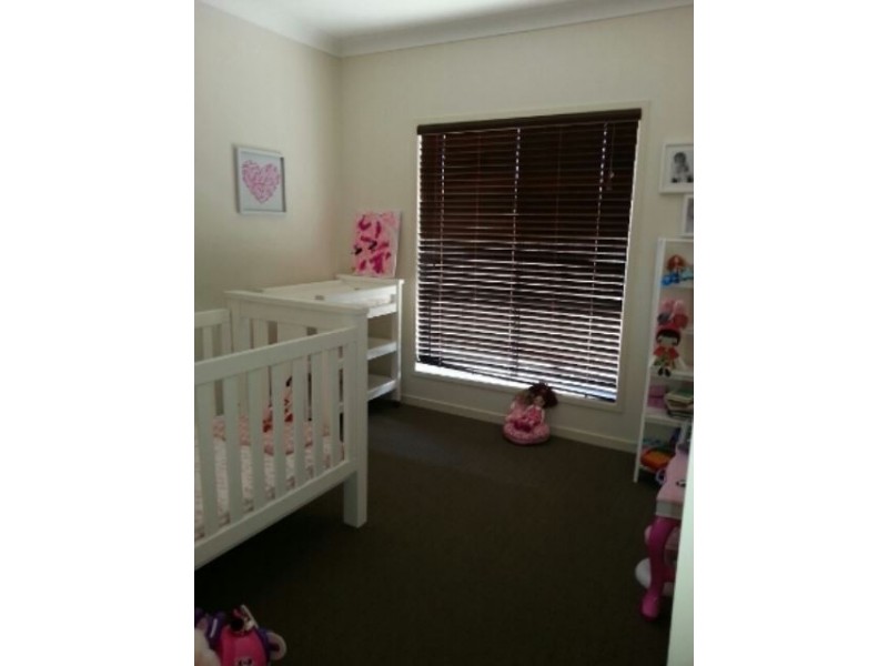 16 Portmarnock Street, North Lakes QLD 4509