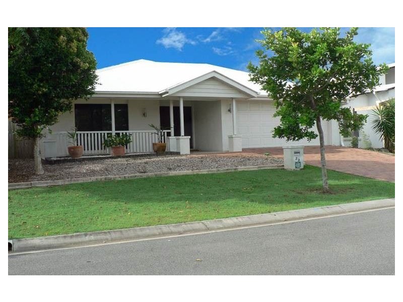22 Dotterel Crescent, North Lakes QLD 4509