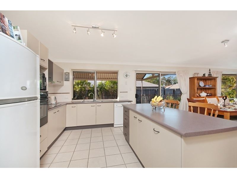 10 Litchfield court, North Lakes QLD 4509