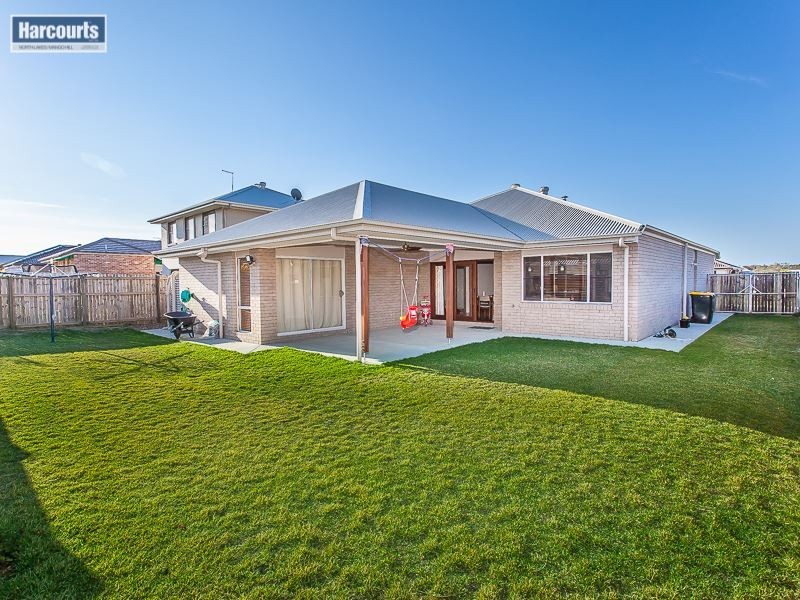 12 Ravensbourne Crescent, North Lakes QLD 4509