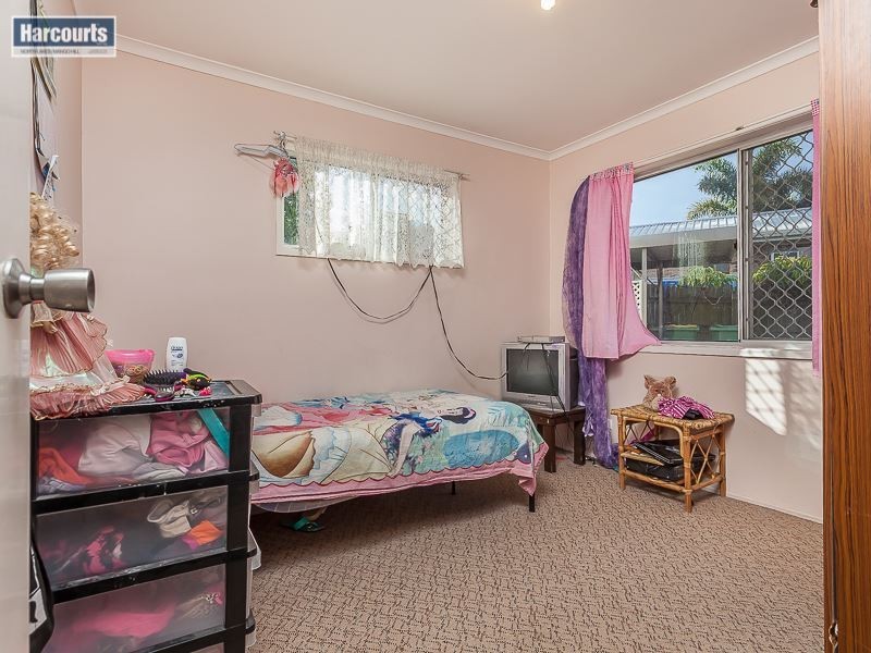1 Dumbarton Drive, Kallangur QLD 4503
