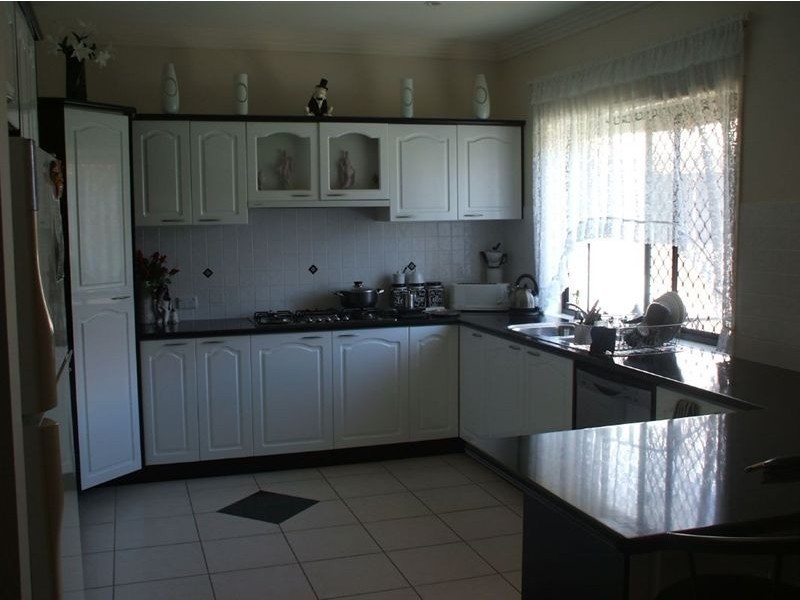 22 Lochside Drive, North Lakes QLD 4509
