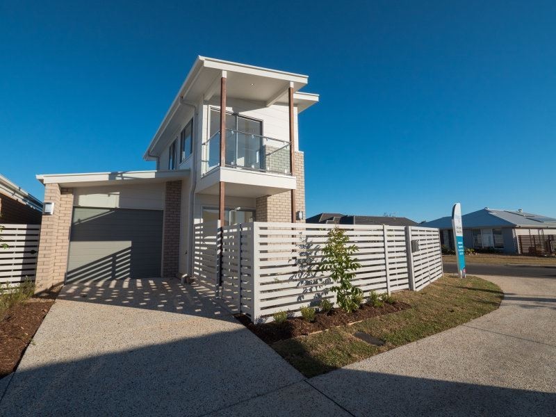 8 Poinciana Lane, Dakabin QLD 4503