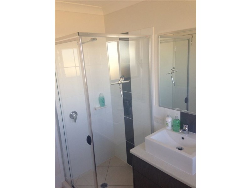 7 Ravensbourne Crescent, North Lakes QLD 4509