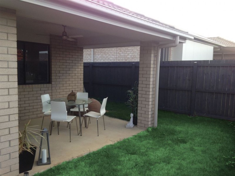 7 Ravensbourne Crescent, North Lakes QLD 4509