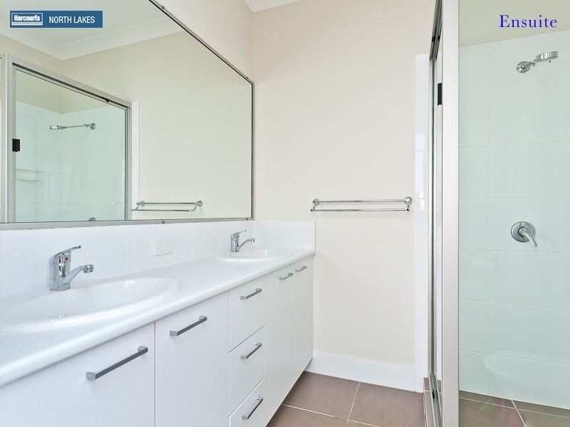 118 Mackintosh Drive, North Lakes QLD 4509