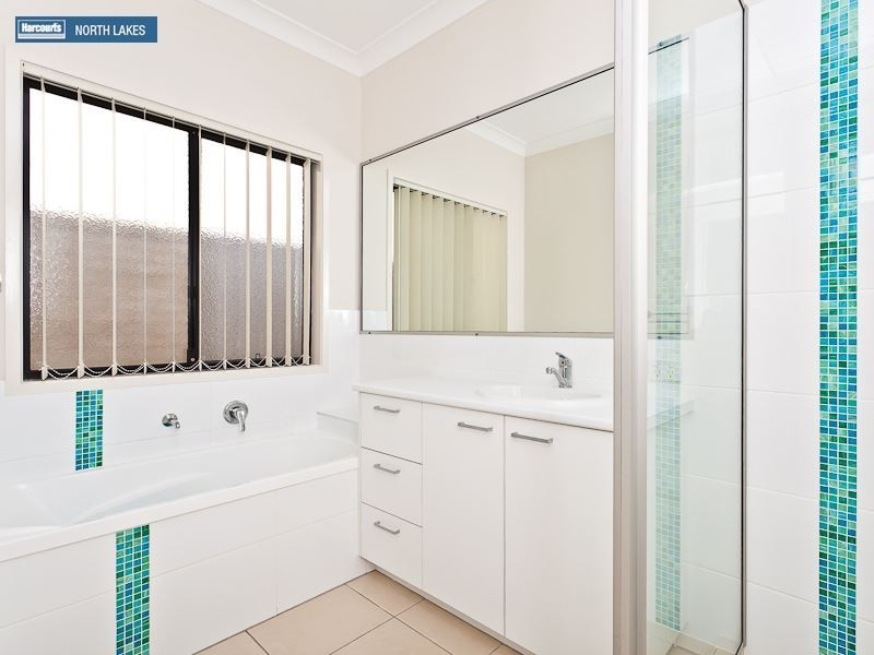 118 Mackintosh Drive, North Lakes QLD 4509
