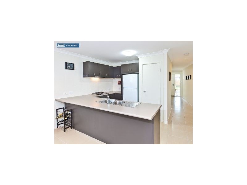 16 Severn Crescent, North Lakes QLD 4509