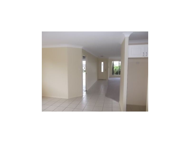 33 Moorrinya, North Lakes QLD 4509