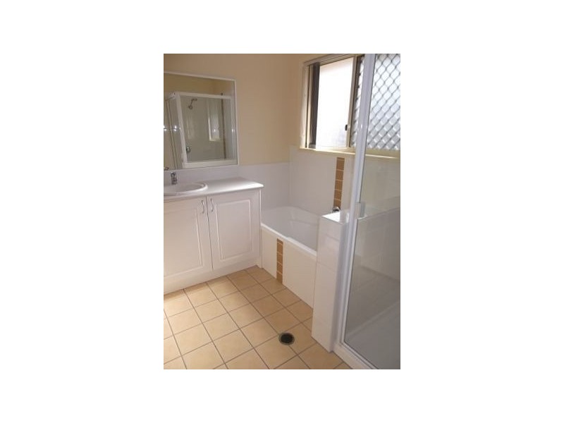 33 Moorrinya, North Lakes QLD 4509