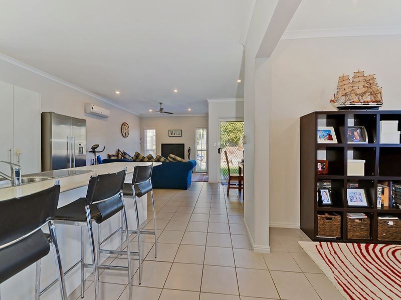 15 Echidna Parade, North Lakes QLD 4509
