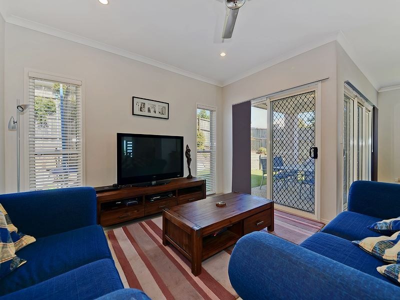 15 Echidna Parade, North Lakes QLD 4509