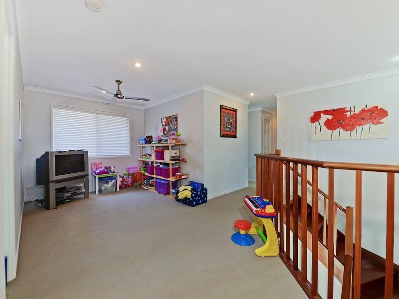 15 Echidna Parade, North Lakes QLD 4509