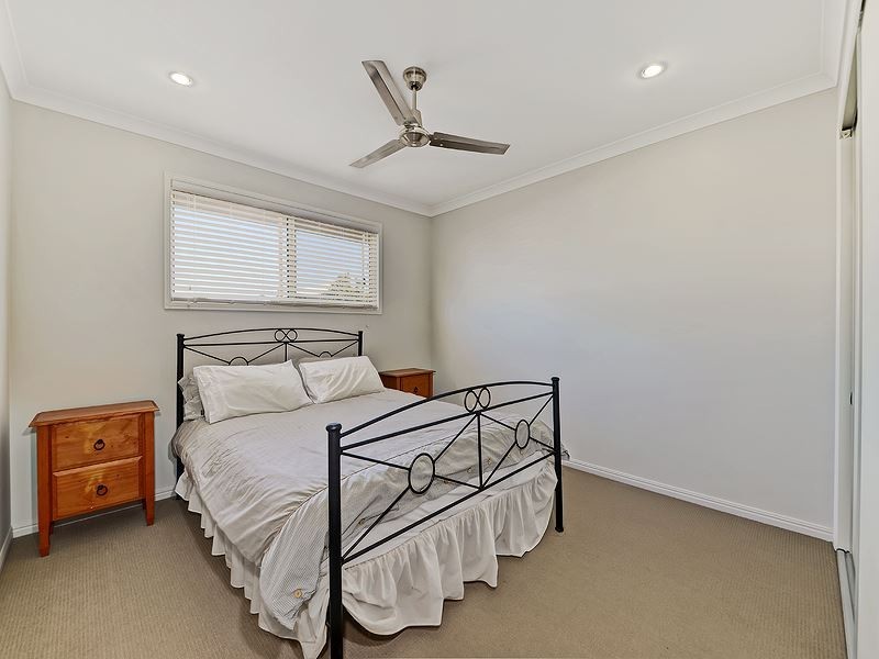 15 Echidna Parade, North Lakes QLD 4509