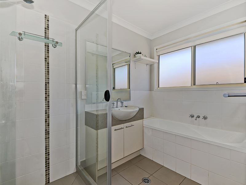 15 Echidna Parade, North Lakes QLD 4509