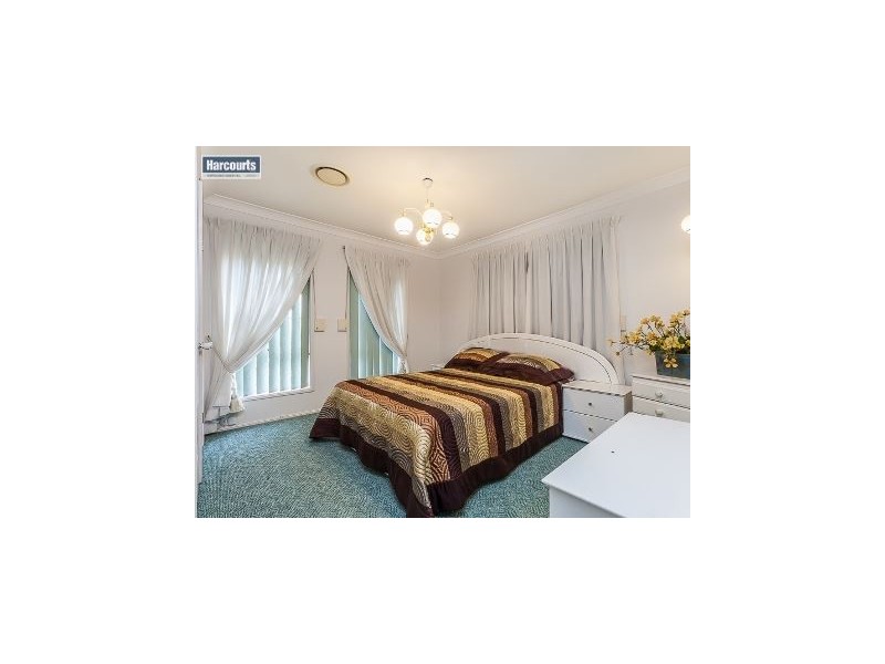 21 Cooksland Crescent, North Lakes QLD 4509